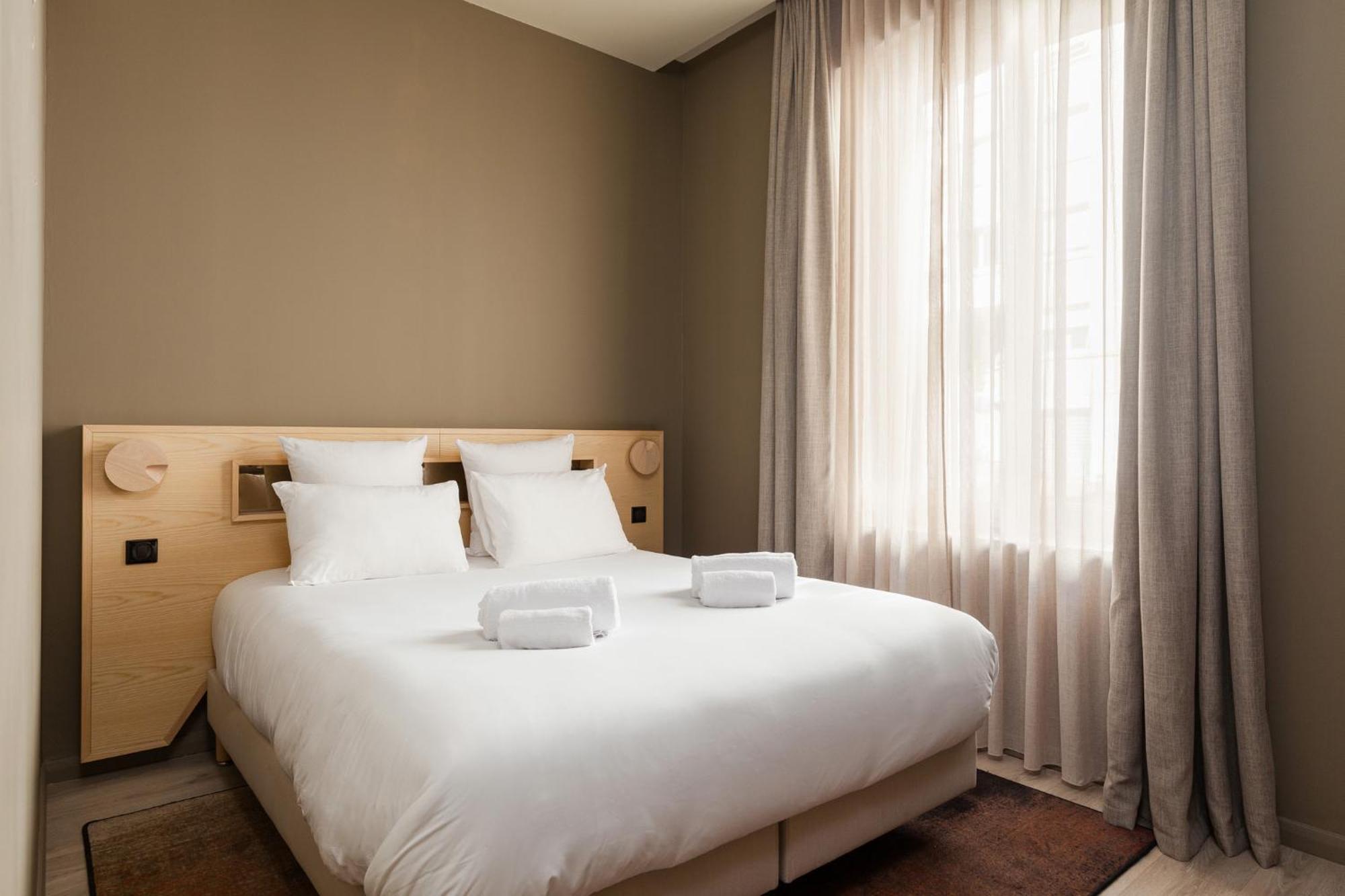Hotel Gambettes - Entree Autonome, Reception En Ligne - Encore Mieux ลิมอจส์ ภายนอก รูปภาพ