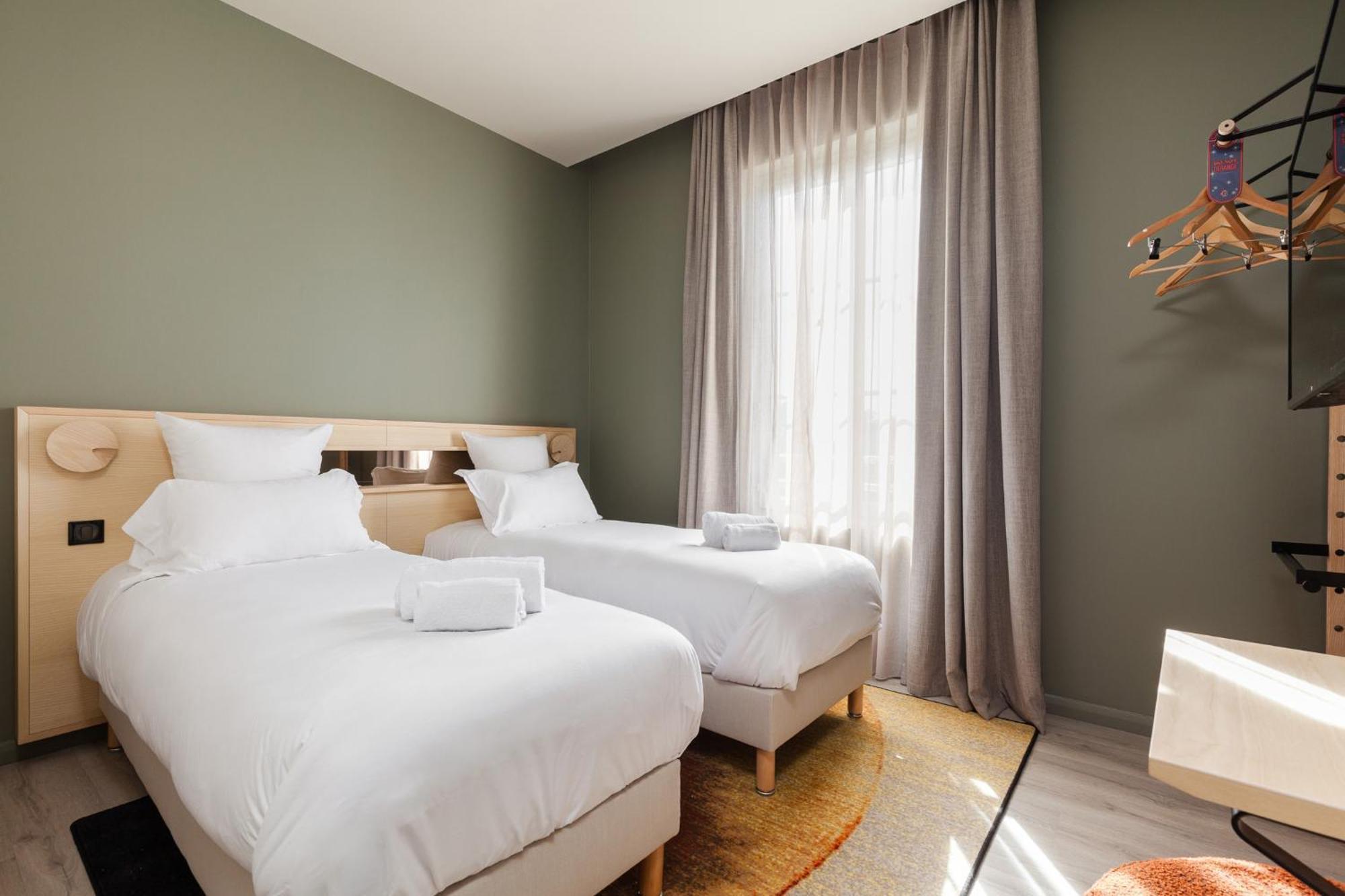 Hotel Gambettes - Entree Autonome, Reception En Ligne - Encore Mieux ลิมอจส์ ภายนอก รูปภาพ